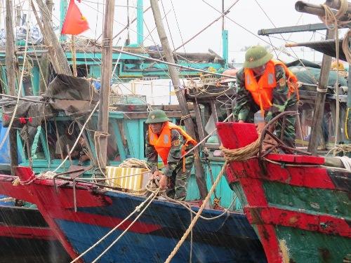 Trưa nay bão Dianmu vào Hải Phòng - Ninh Bình